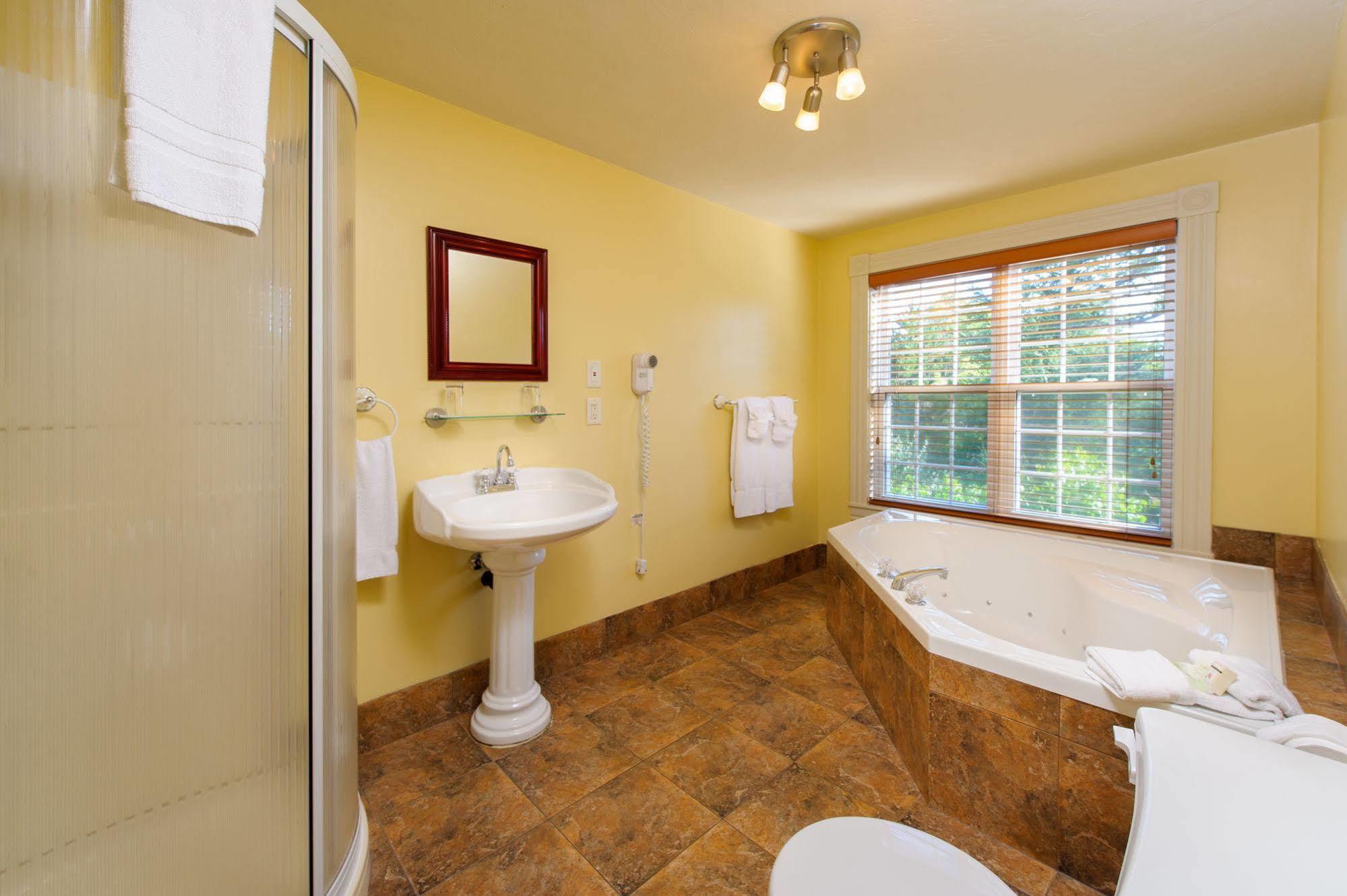 Auberge Gabriele Inn Shediac Eksteriør bilde